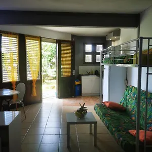 https://aux-bonnes-vacances.comcaribbean.com