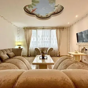 Luxurious In The Center Of Bruxelles