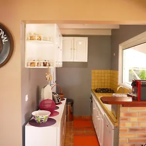 https://villa-de-charme-avec-piscine-courcelles.comcaribbean.com